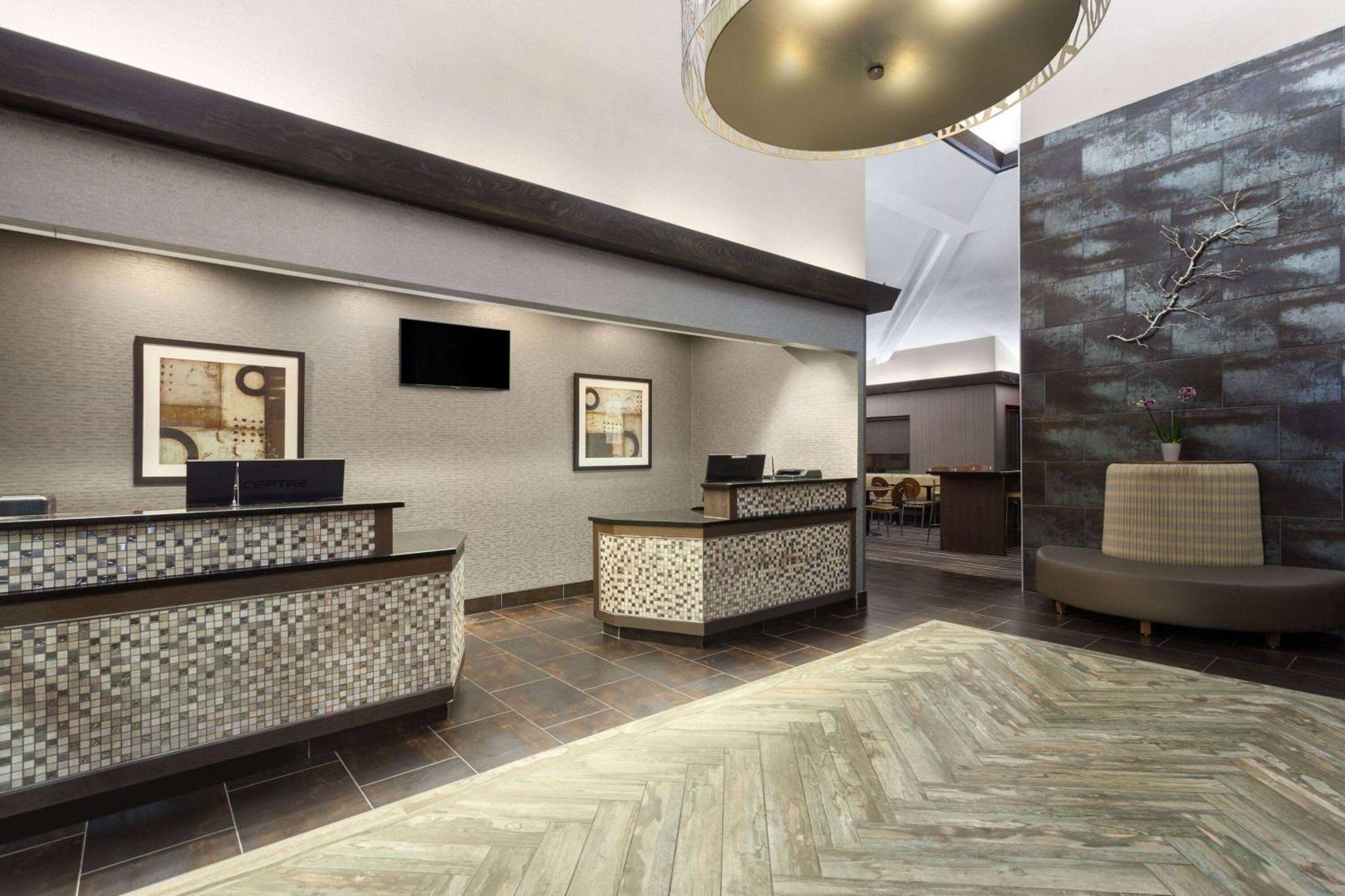 Super 8 By Wyndham Copley Akron Zewnętrze zdjęcie