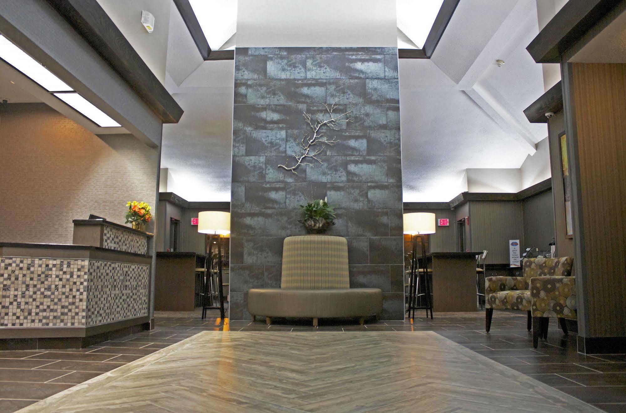 Super 8 By Wyndham Copley Akron Zewnętrze zdjęcie